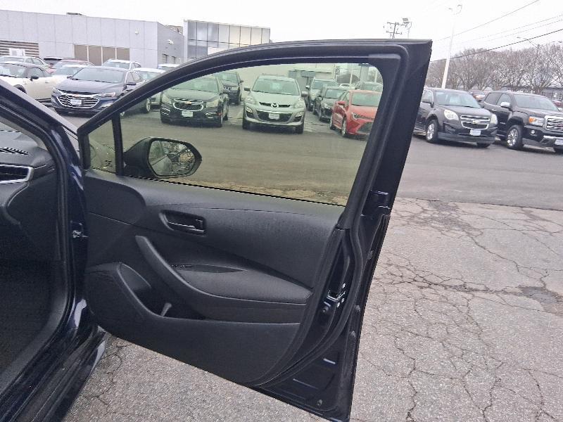 Toyota Corolla LE 2022