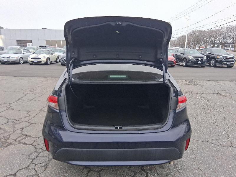 Toyota Corolla LE 2022