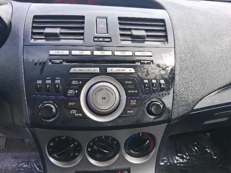 Mazda MAZDA3 i Touring 4-door 2010