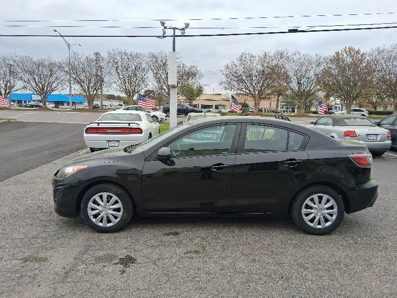 Mazda MAZDA3 i Touring 4-door 2010