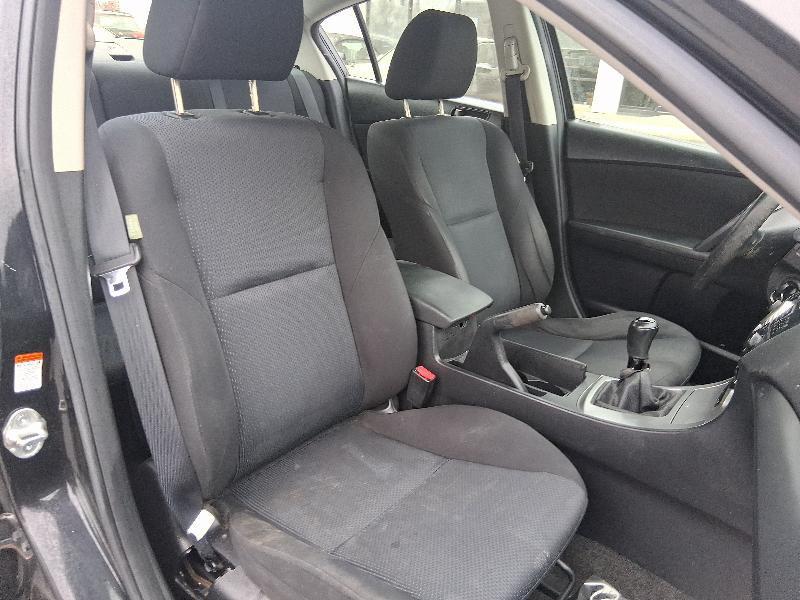 Mazda MAZDA3 i Touring 4-door 2010