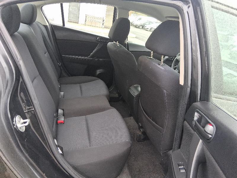 Mazda MAZDA3 i Touring 4-door 2010