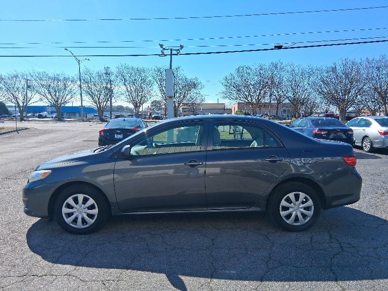 Toyota Corolla 4dr Sdn CVT S (Natl) 2009