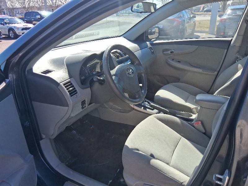 Toyota Corolla 4dr Sdn CVT S (Natl) 2009