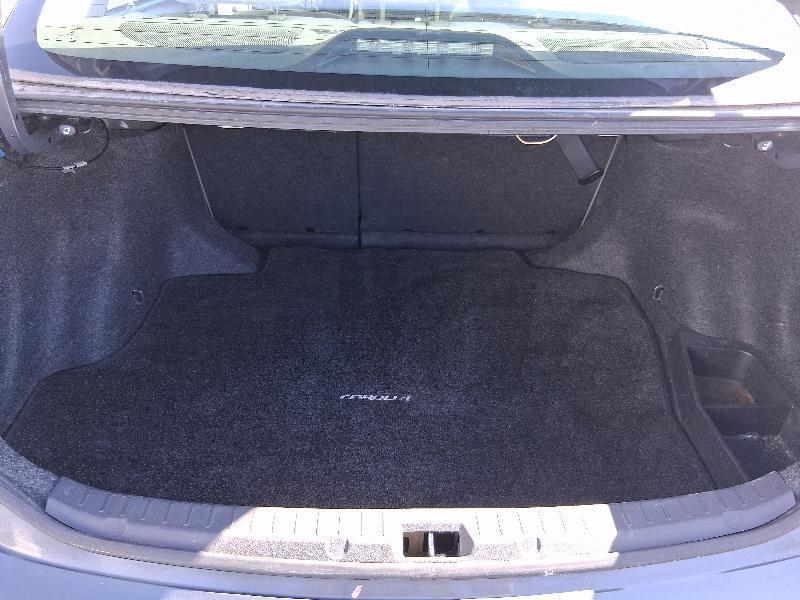 Toyota Corolla 4dr Sdn CVT S (Natl) 2009