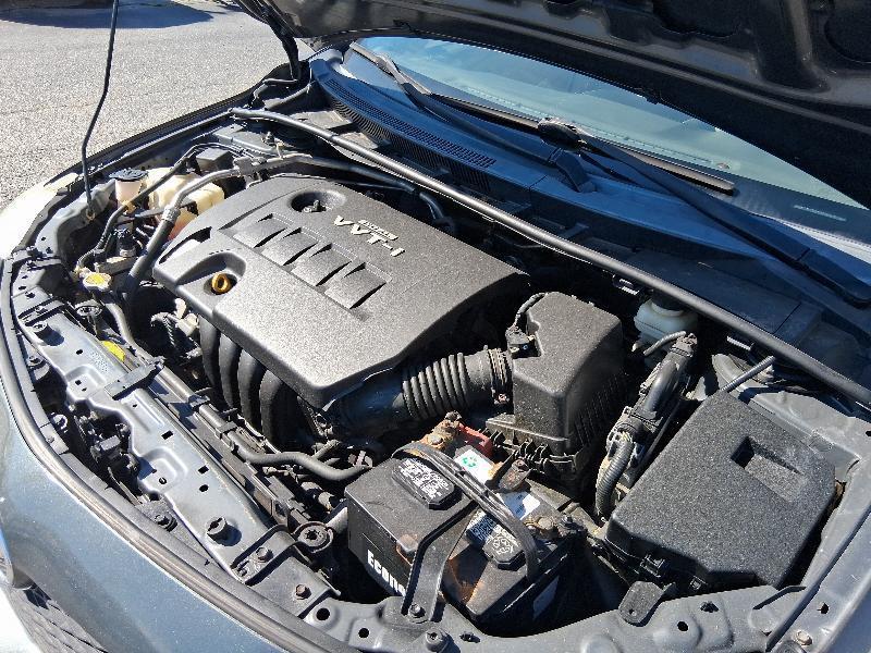 Toyota Corolla 4dr Sdn CVT S (Natl) 2009