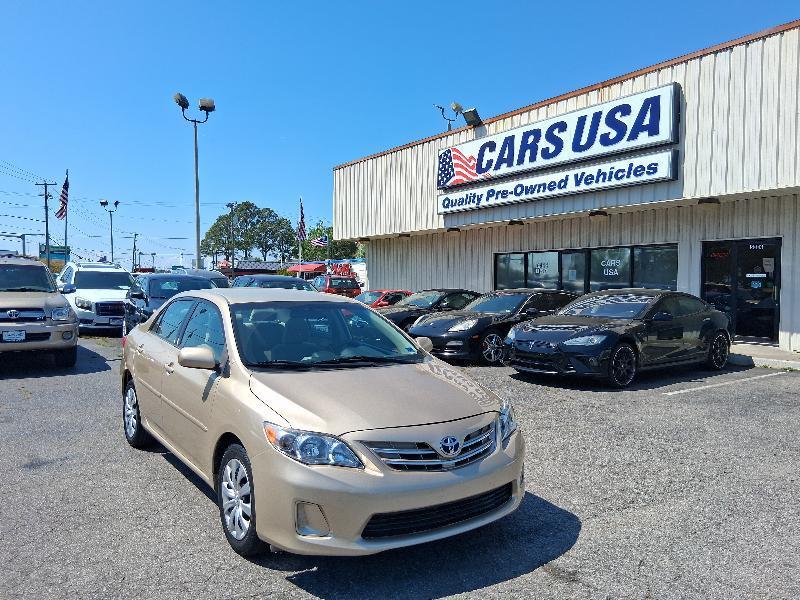 Toyota Corolla 4dr Sdn Auto LE (Natl) 2013