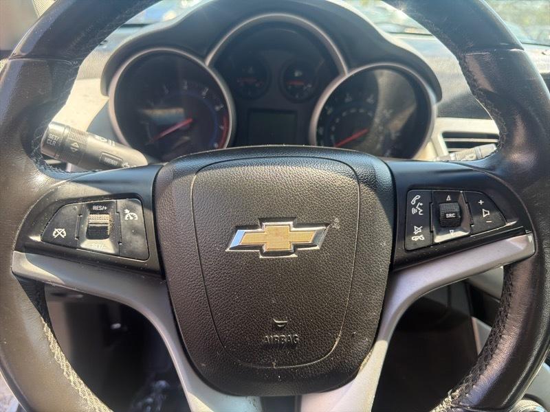 Chevrolet Cruze 4dr Sdn LS 2012