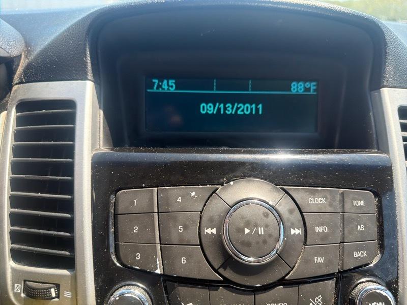 Chevrolet Cruze 4dr Sdn LS 2012