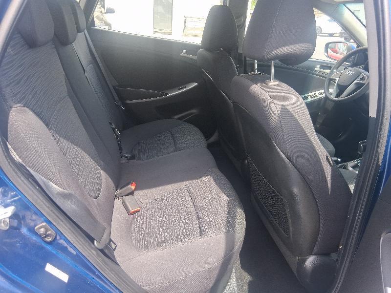 Hyundai Accent SE 5-Door 6A 2017