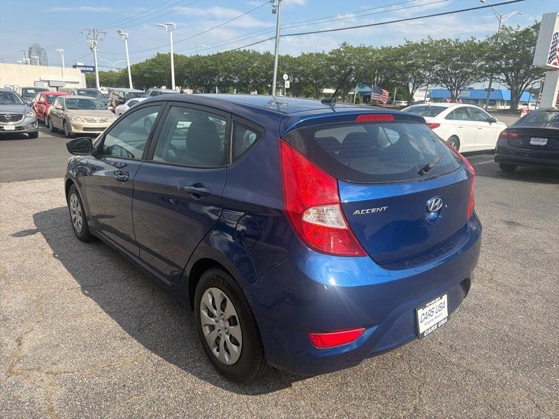 Hyundai Accent SE 5-Door 6A 2017