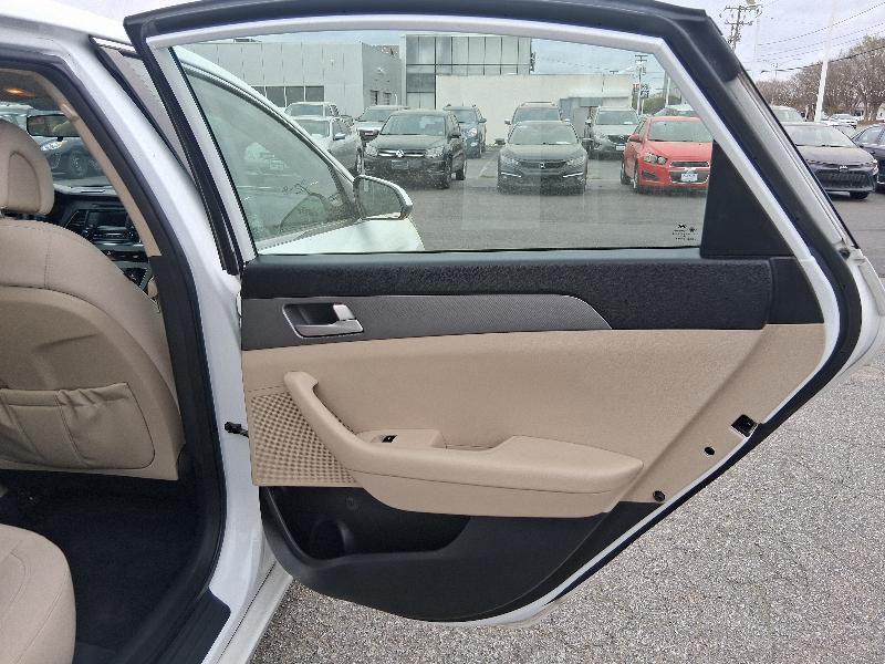 Hyundai Sonata SE 2015