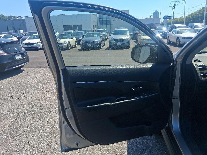 Mitsubishi Outlander Sport 2.4 SEL CVT 2018