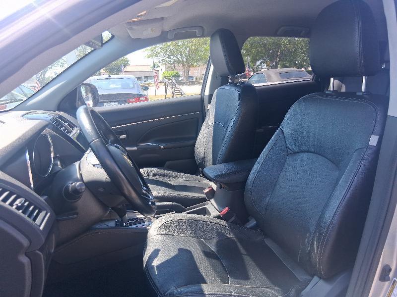 Mitsubishi Outlander Sport 2.4 SEL CVT 2018