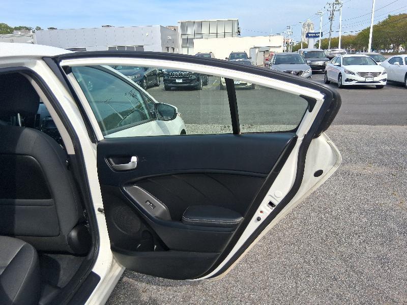 Kia Forte LX 6A 2017