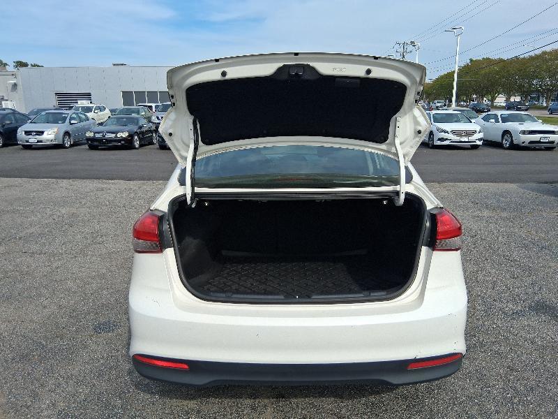 Kia Forte LX 6A 2017