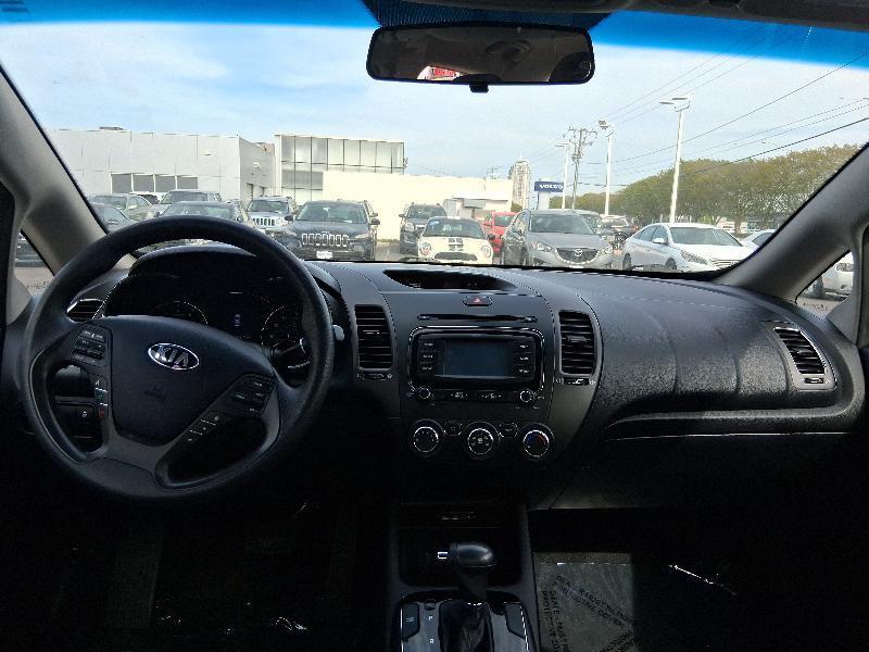 Kia Forte LX 6A 2017