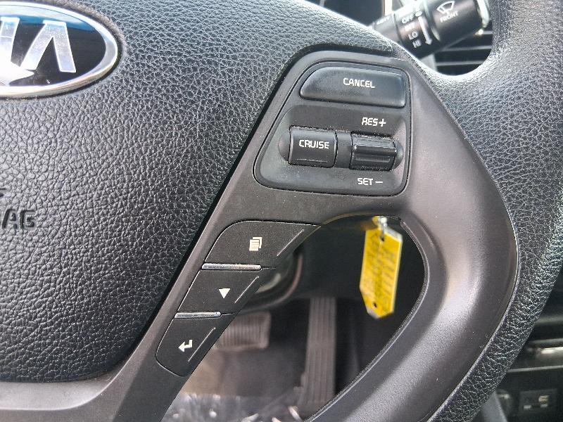 Kia Forte LX 6A 2017