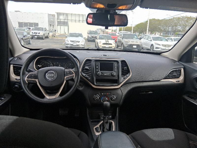 Jeep Cherokee Sport FWD 2014