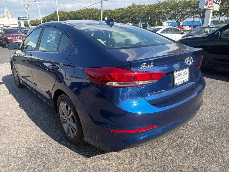 Hyundai Elantra Limited 2018
