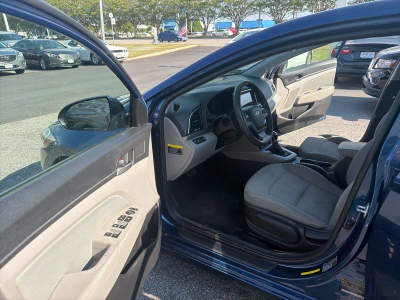 Hyundai Elantra Limited 2018