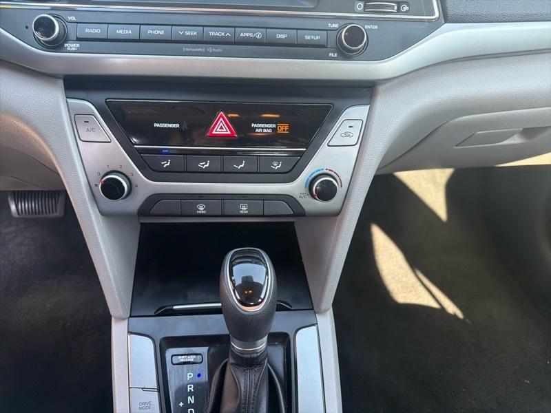 Hyundai Elantra Limited 2018