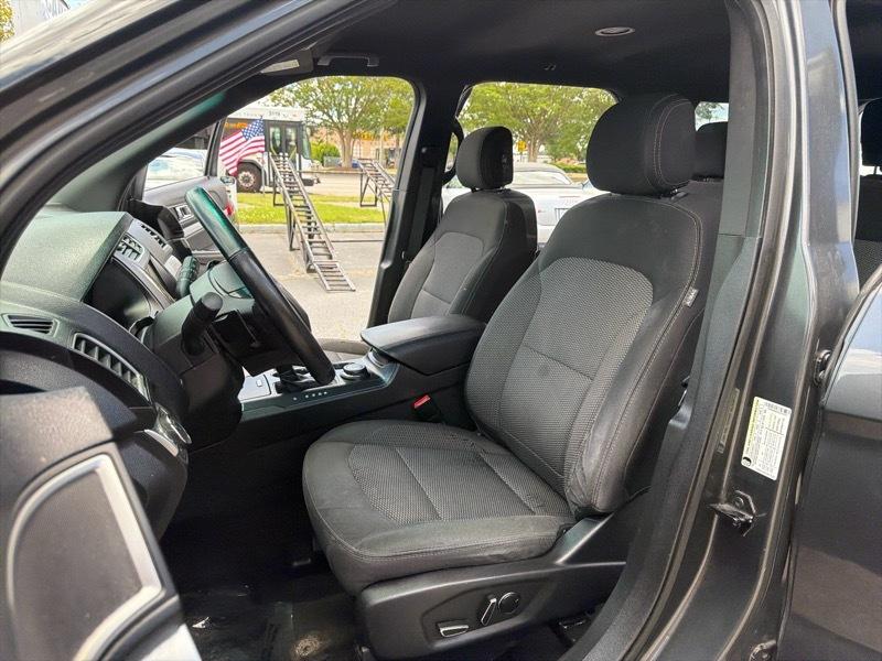Ford Explorer XLT 4WD 2016