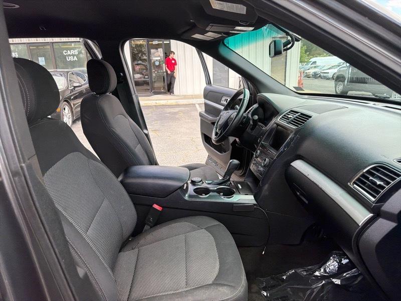 Ford Explorer XLT 4WD 2016