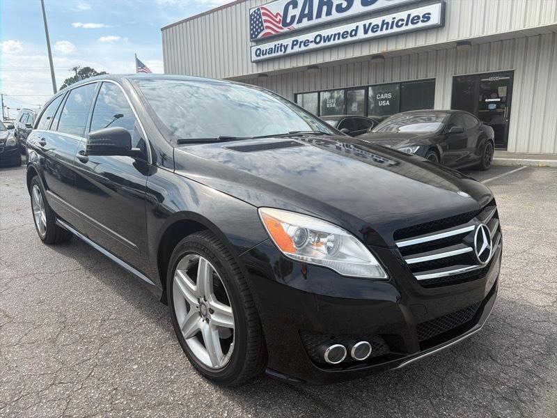 Mercedes-Benz R-Class R350 4MATIC w/ 3rd Row 2011