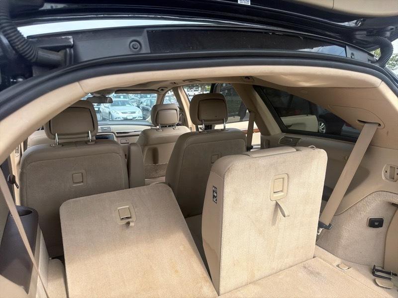Mercedes-Benz R-Class R350 4MATIC w/ 3rd Row 2011