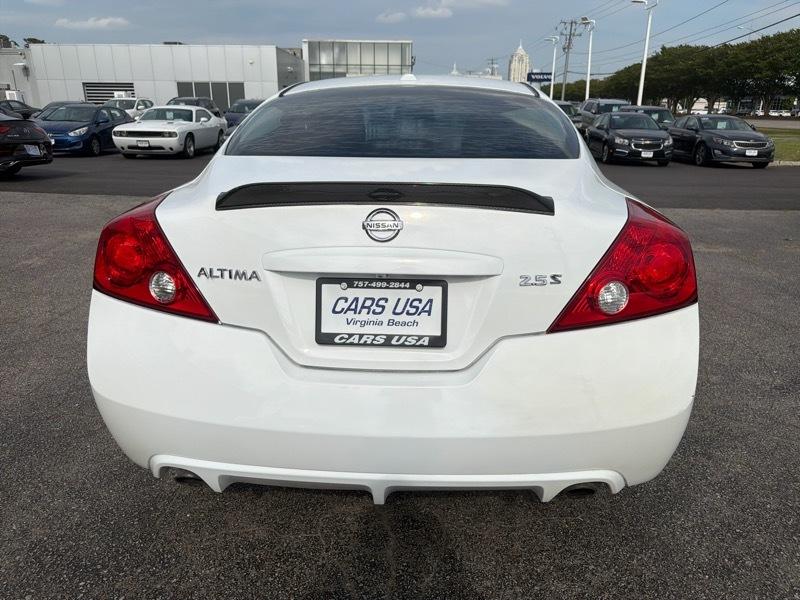 Nissan Altima 2.5 S CVT Coupe 2013