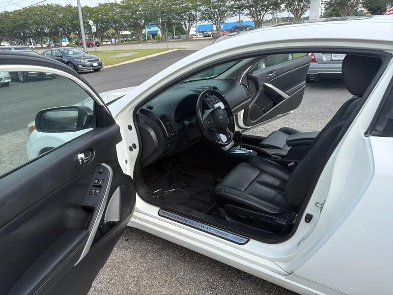 Nissan Altima 2.5 S CVT Coupe 2013