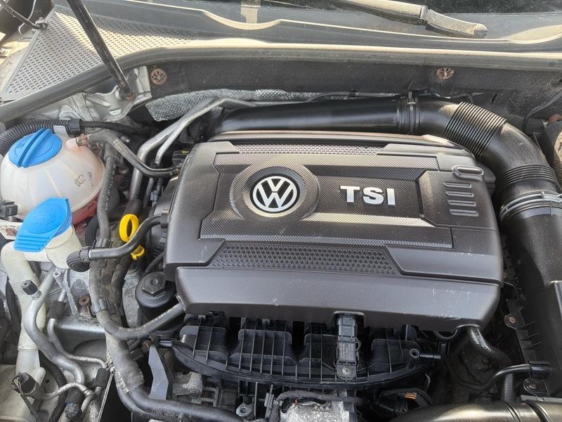 Volkswagen Passat 1.8T Wolfsburg AT 2014