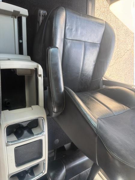 Chrysler Town & Country Limited 2014