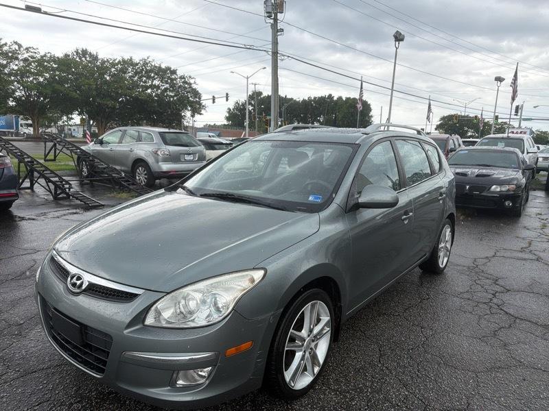 Hyundai Elantra Touring SE Manual 2011
