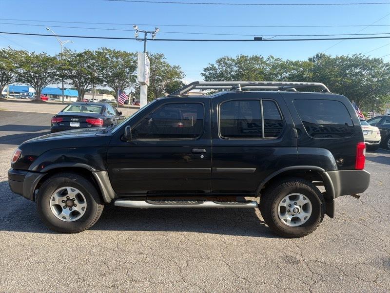 Nissan Xterra XE 2WD 2000