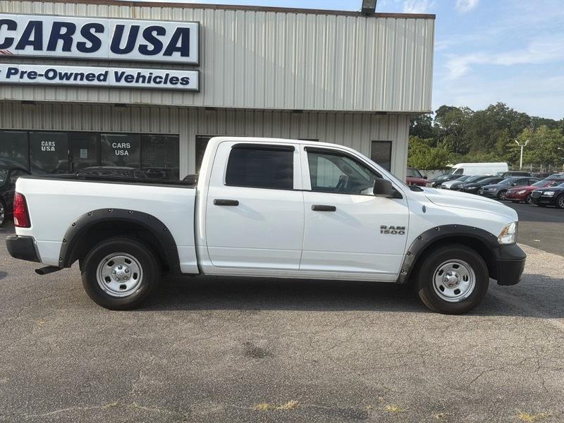 RAM 1500 Tradesman Crew Cab SWB 2WD 2013