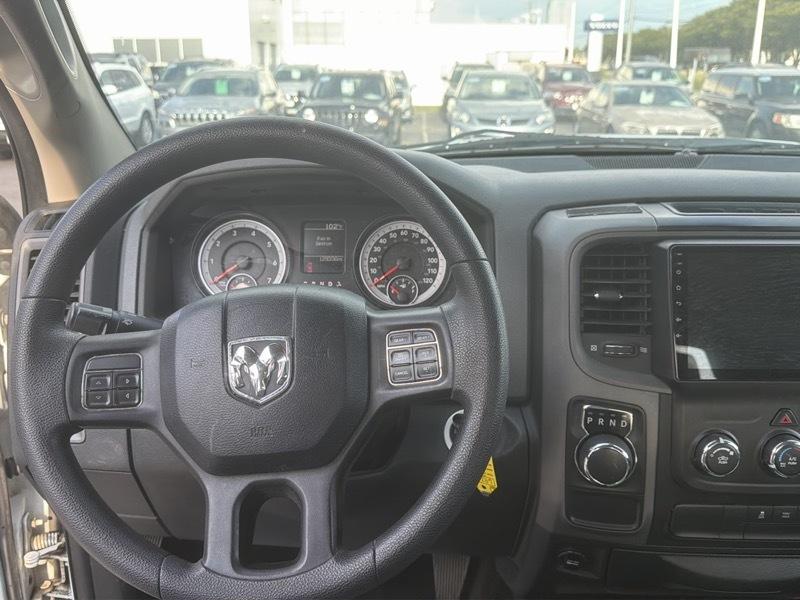 RAM 1500 Tradesman Crew Cab SWB 2WD 2013
