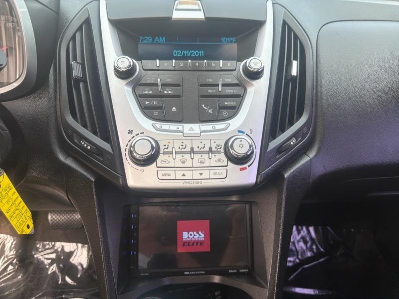 Chevrolet Equinox 1LT 2WD 2011