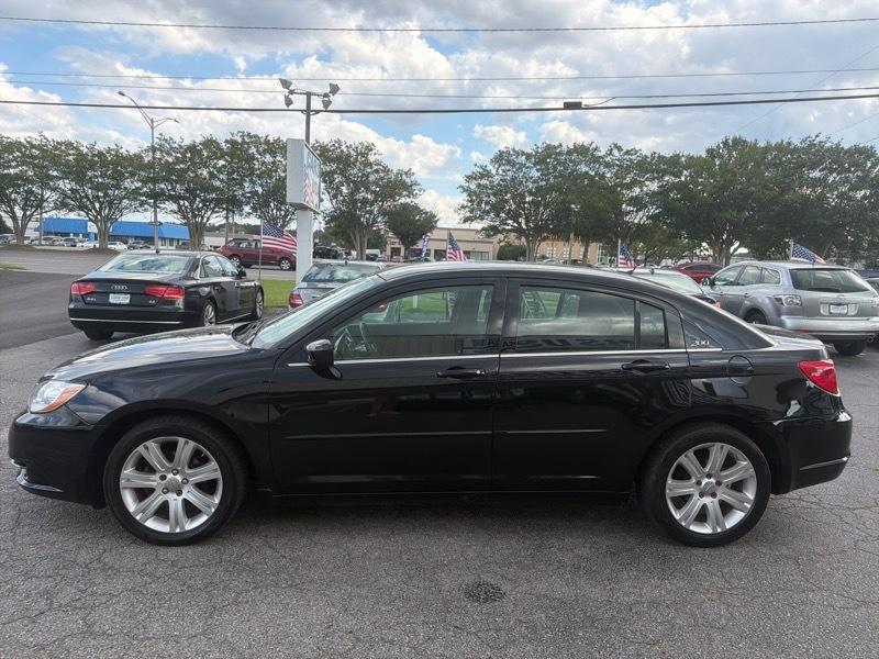 Chrysler 200 Touring 2013