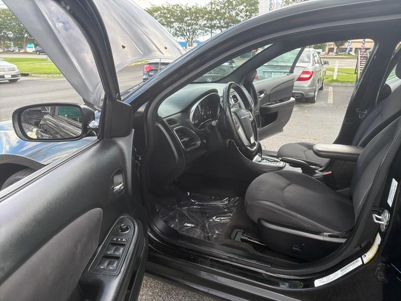 Chrysler 200 Touring 2013