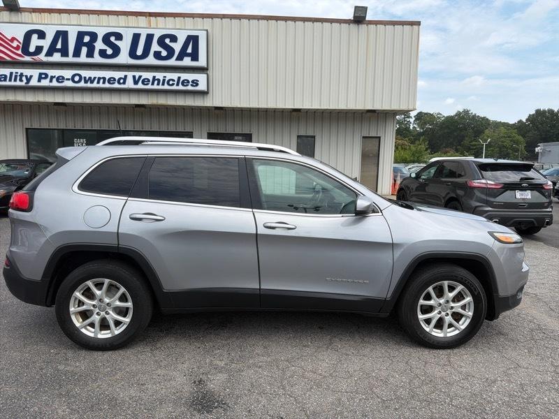 Jeep Cherokee Latitude 4WD 2016