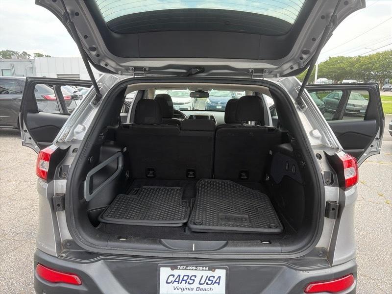 Jeep Cherokee Latitude 4WD 2016