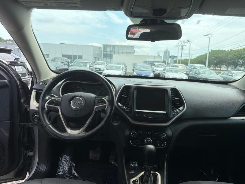 Jeep Cherokee Latitude 4WD 2016