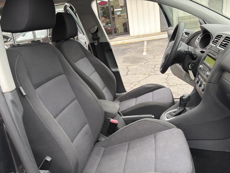 Volkswagen Golf 2.5L Conv & Sunroof 4 Door PZEV 2014