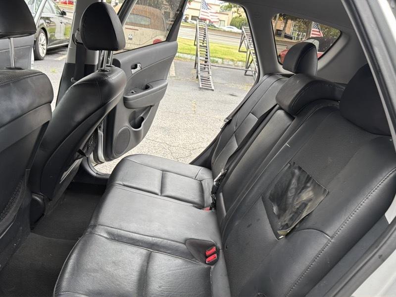 Hyundai Elantra Touring SE Automatic 2012