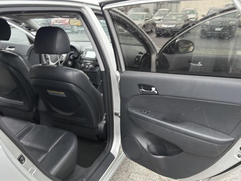 Hyundai Elantra Touring SE Automatic 2012