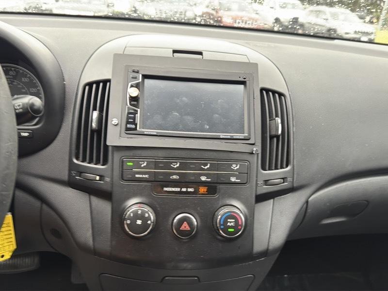 Hyundai Elantra Touring SE Automatic 2012