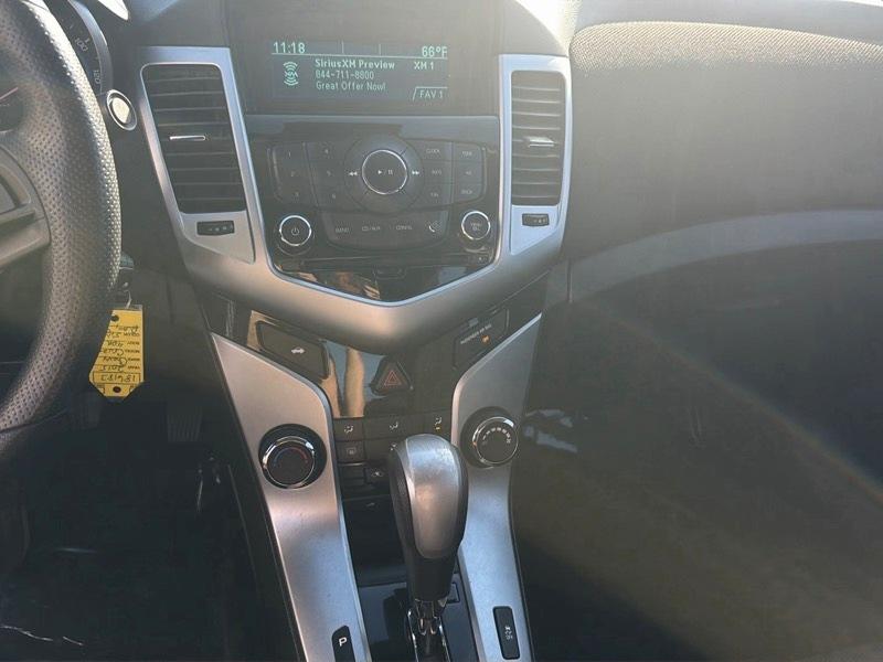 Chevrolet Cruze 1LT Auto 2015
