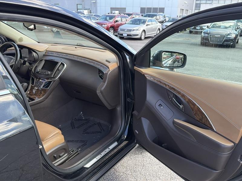 Buick LaCrosse Leather Package AWD 2014